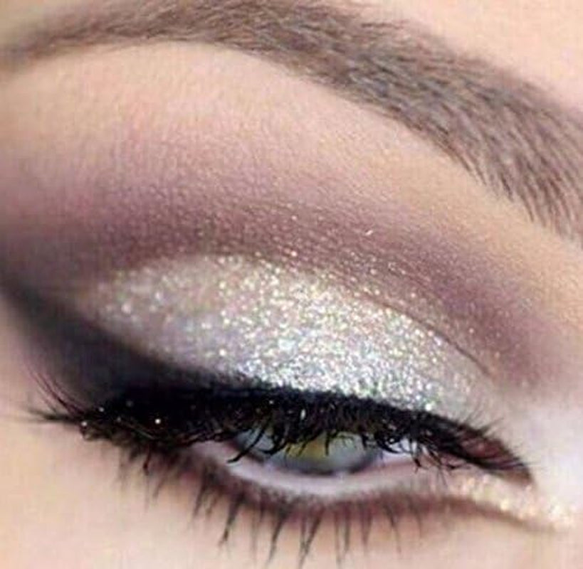 Cosmetics Duraline by  Cosmetics